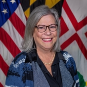 Karen Booth headshot